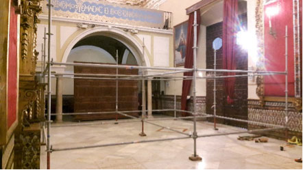 Andamio para la restauración de las pinturas murales de la Iglesia de la Hermandad de Silencio (Sevilla) - Alquiansa