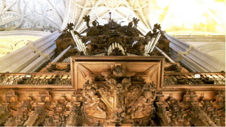 Andamios para la limpieza del órgano de la Catedral de Sevilla - Alquiansa