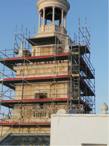 Andamio para la rehabilitación de la torre del ayuntamiento de Cádiz - Alquiansa