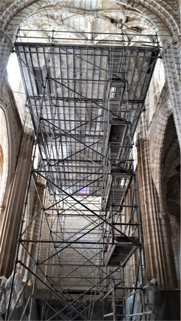 Plataforma para la restauración de la bóveda de la Ig. de San Miguel en Morón de la Frontera - Alquiansa