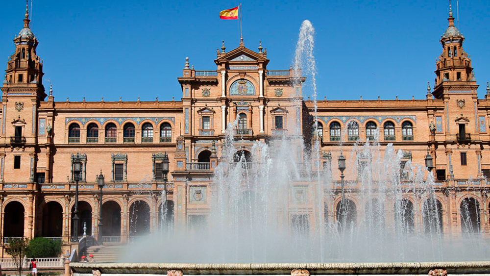 Plaza España de Sevilla,  Puertas de Castilla y León - Alquiansa