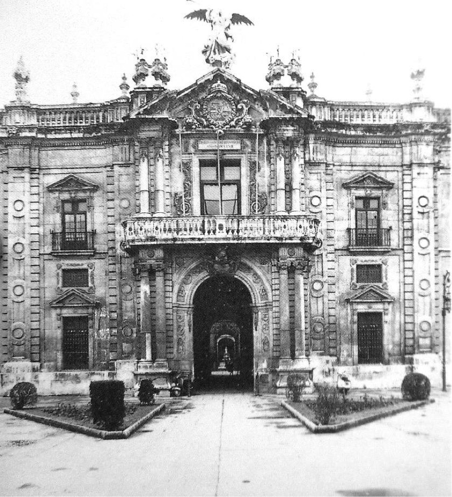 Restauración dela Puerta de Geografía e Historia de la universidad de Sevilla - Alquiansa