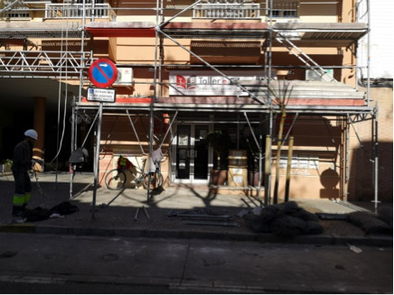Rehabilitación de la fachada de un edificio en una zona residencial - Alquiansa