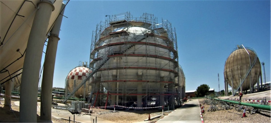 Trabajos de mantenimiento de una esfera para la industria petroquímica - Alquiansa