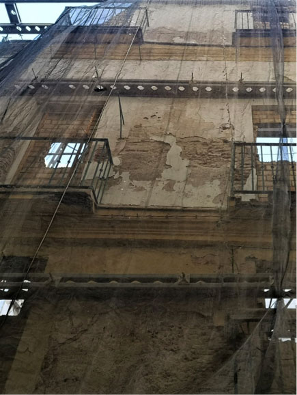 Estabilizador de las fachadas de un edificio en el centro histórico Cádiz - Alquiansa