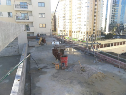 Suministro líneas de vida para los andamios colgantes motorizados suministrados en una obra de Gibraltar - Alquiansa