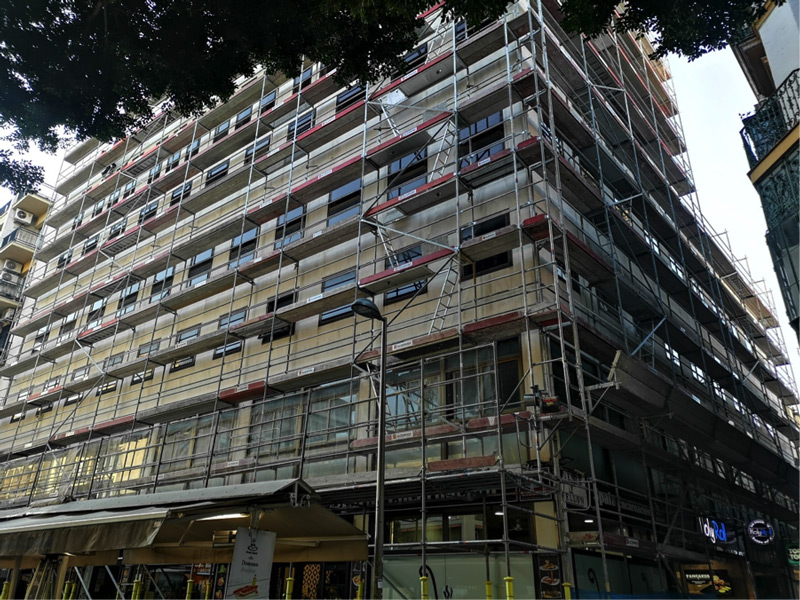 Rehabilitación de las fachadas para su transformación hotel - Alquiansa