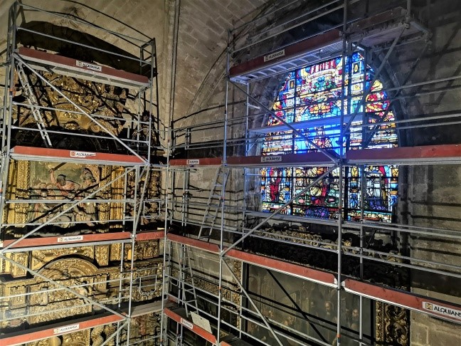 Limpieza de los paramentos de las capillas del la Catedral de Sevilla - Alquiansa