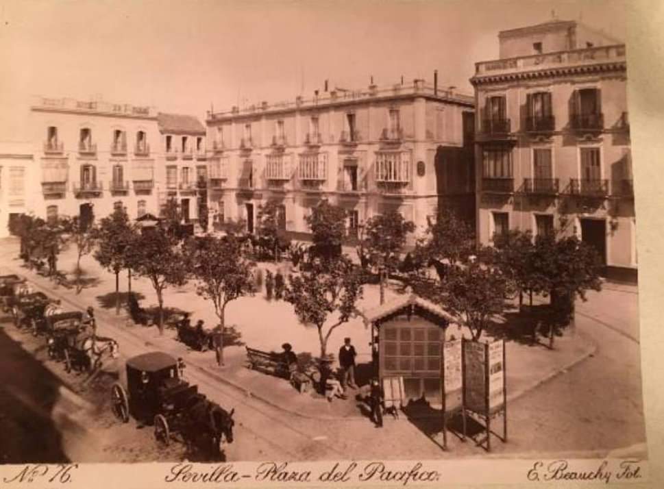 Rehabilitación de las fachadas de un edificio en la Plaza de la Magdalena (Sevilla) - Alquiansa