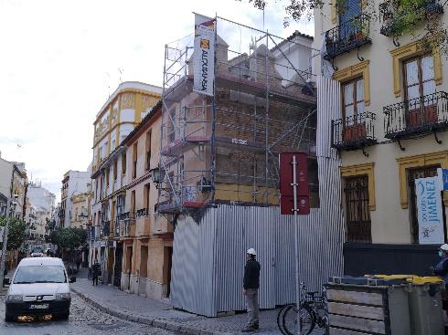Restauración de los restos de la Puerta Real de Sevilla - Alquiansa
