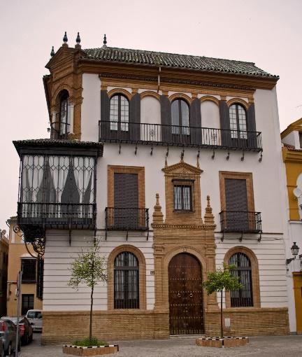 Restauración de la balconera de un edificio singular de Aníbal González - Alquiansa