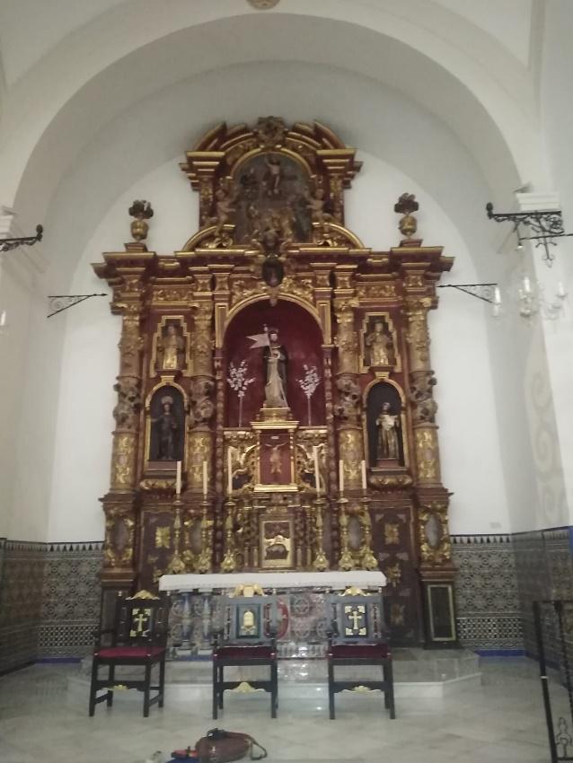 Andamio para la restauración del retablo mayor de la iglesia parroquial de Lepe - Alquiansa
