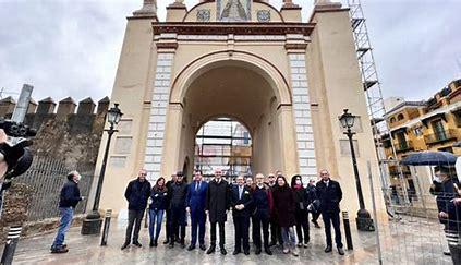 Concluyen los trabajos de restauración del Arco de la Macarena en Sevilla - Alquiansa