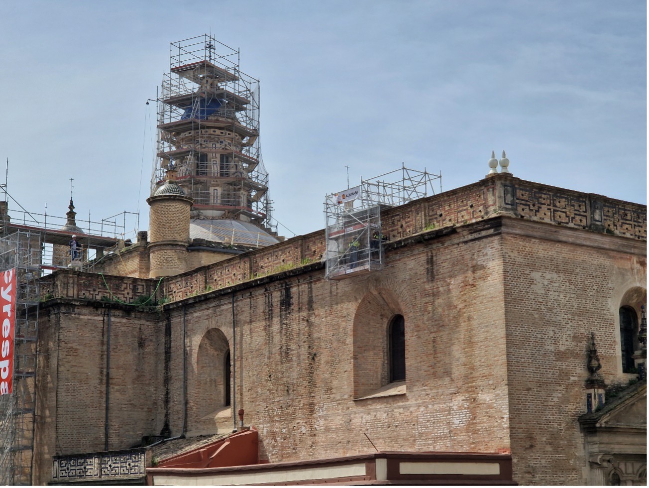 Restauración de la linterna de la cúpula de la iglesia de la Anunciación de Sevilla - Alquiansa